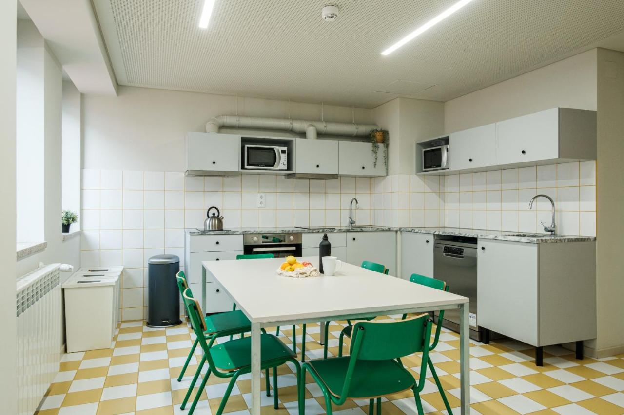 Micampus Covilha Apartment Bagian luar foto