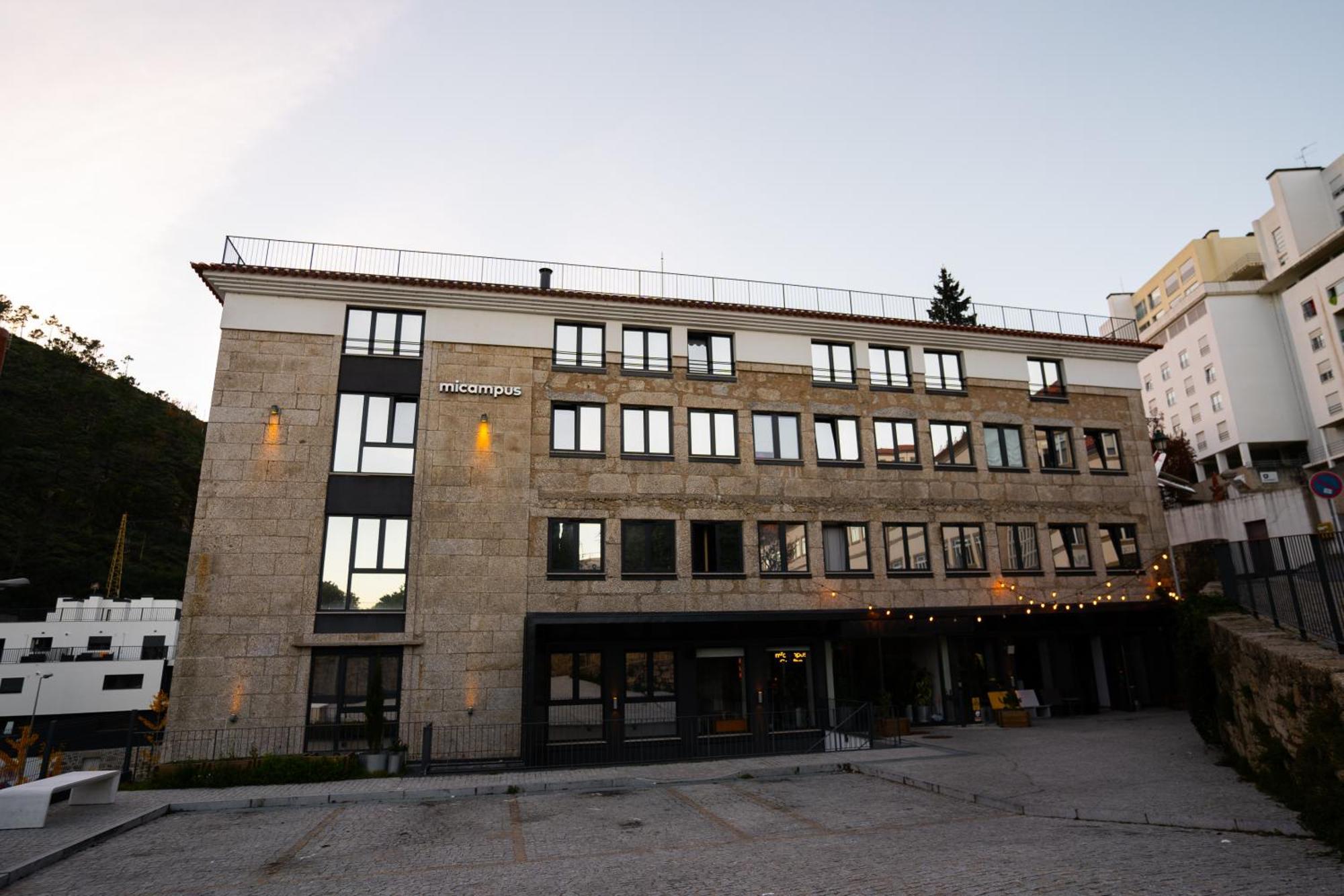 Micampus Covilha Apartment Bagian luar foto
